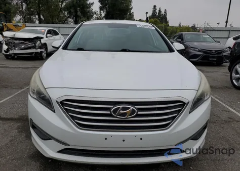 2015 Hyundai Sonata Se z USA, uszkodzony, nr VIN 5NPE24AF5FH008617